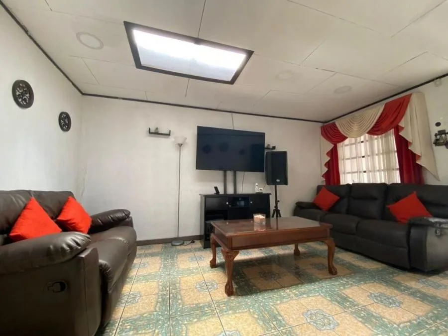 CASA EN VENTA EN SAN RAFAEL ABAJO, DESAMPARADOS RAH 24507  - Venta en Desamparados, photo 2