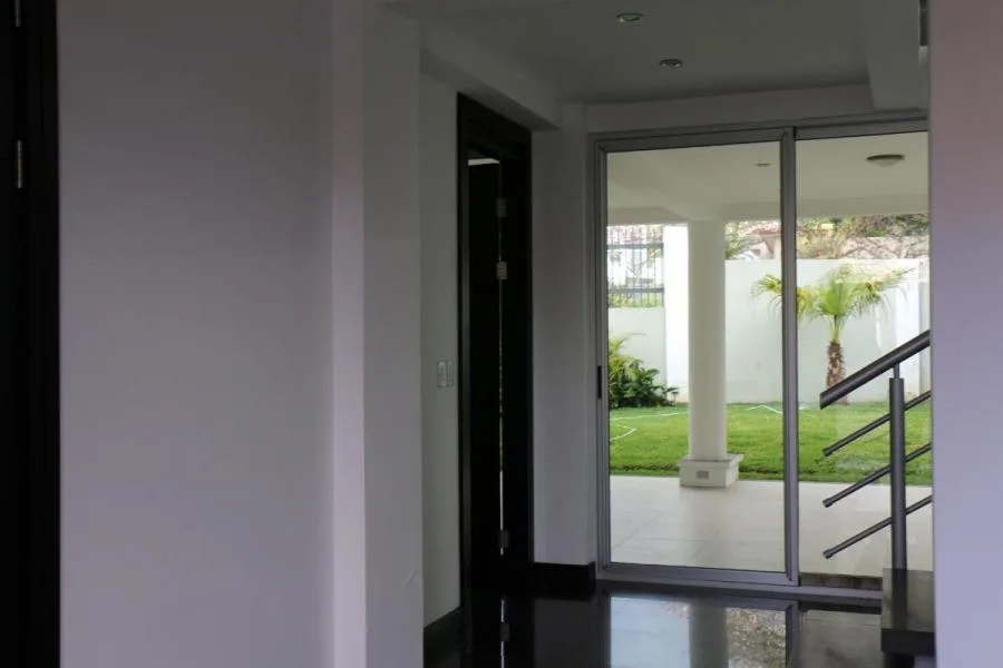 Casa Amplia y Moderna en Venta en Escazu, Guachipelin - Venta en Escazú, photo 5