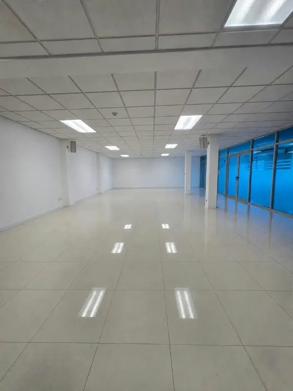 Espacio comercial de alto nivel, ideal para sedes corporativas, hospitales privados, clínicas, empresas transnacionales o cualquier ...