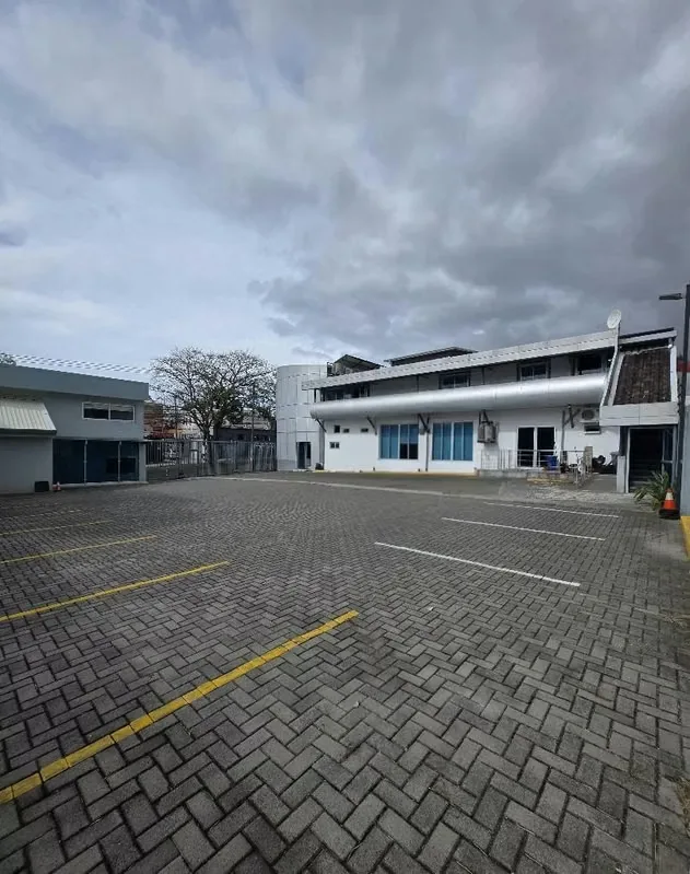 Espacio comercial de alto nivel, ideal para sedes corporativas, hospitales privados, clínicas, empresas transnacionales o cualquier ..., photo 2