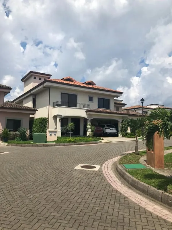 This elegant house with large spaces is for sale, on two floors, located in Secure Condominium, Belen.