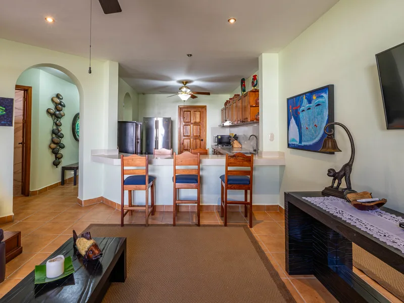 3 Bed Condo For Sale in Samara, photo 3