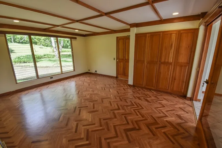 House in San Antonio, photo 9