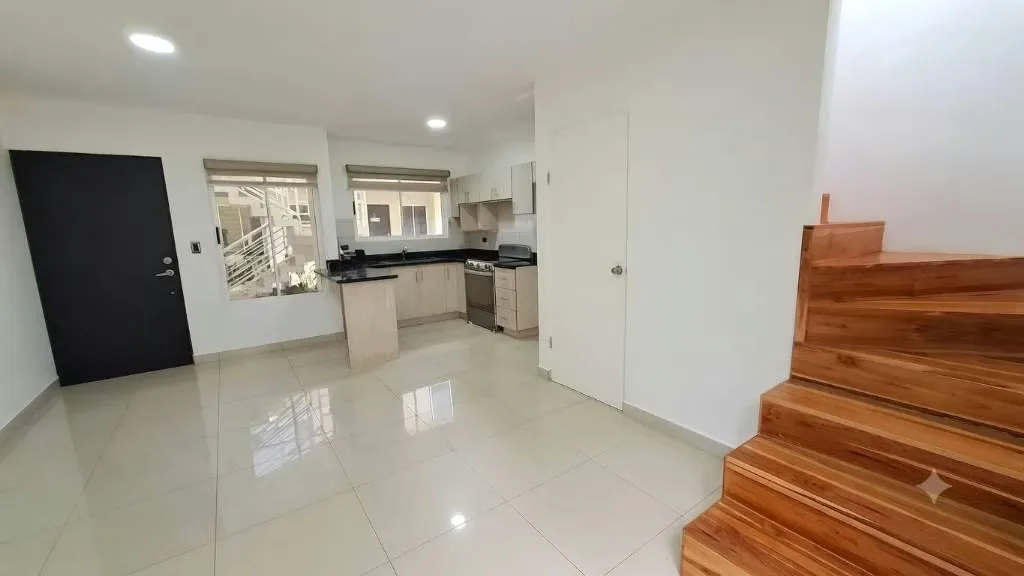 2-storey apartment with garden in residential with only 10 units in Guayabos, Curridabat