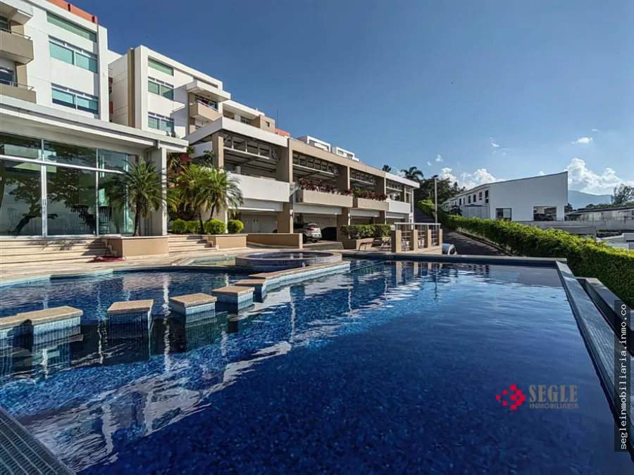 Apartamento amueblado en venta o alquiler, Escazú, Guachipelín Norte.