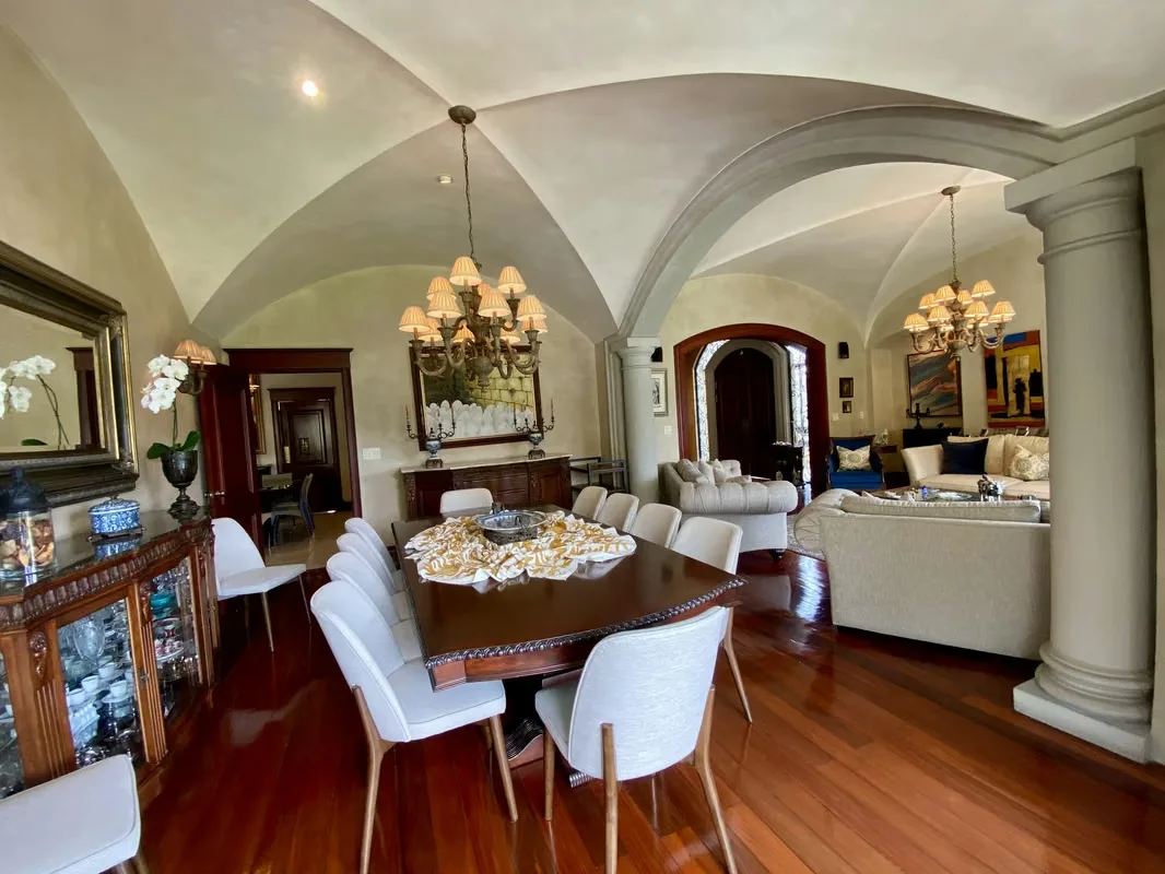 EXCLUSIVE RESIDENCE FOR SALE IN TREJOS MONTEALEGRE, photo 5
