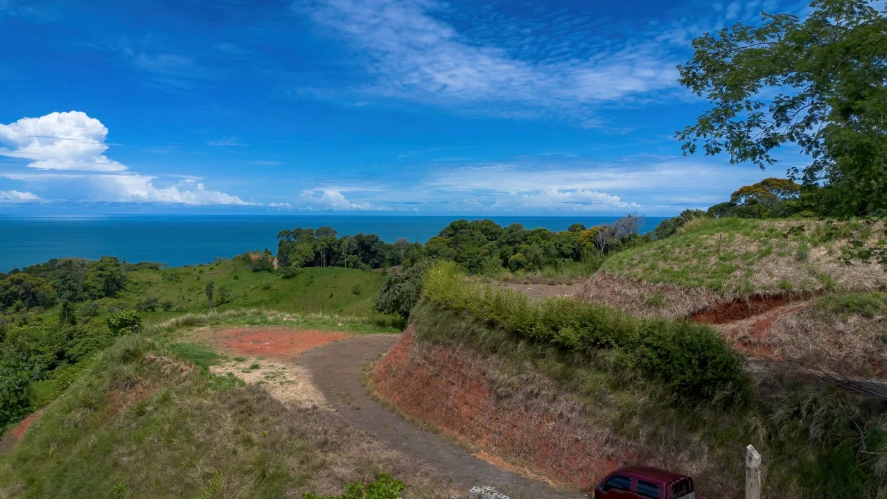 PROPERTY WITH TWO SALES OPTIONS, IN PIÑUELA – 0.7 ACRES, photo 17