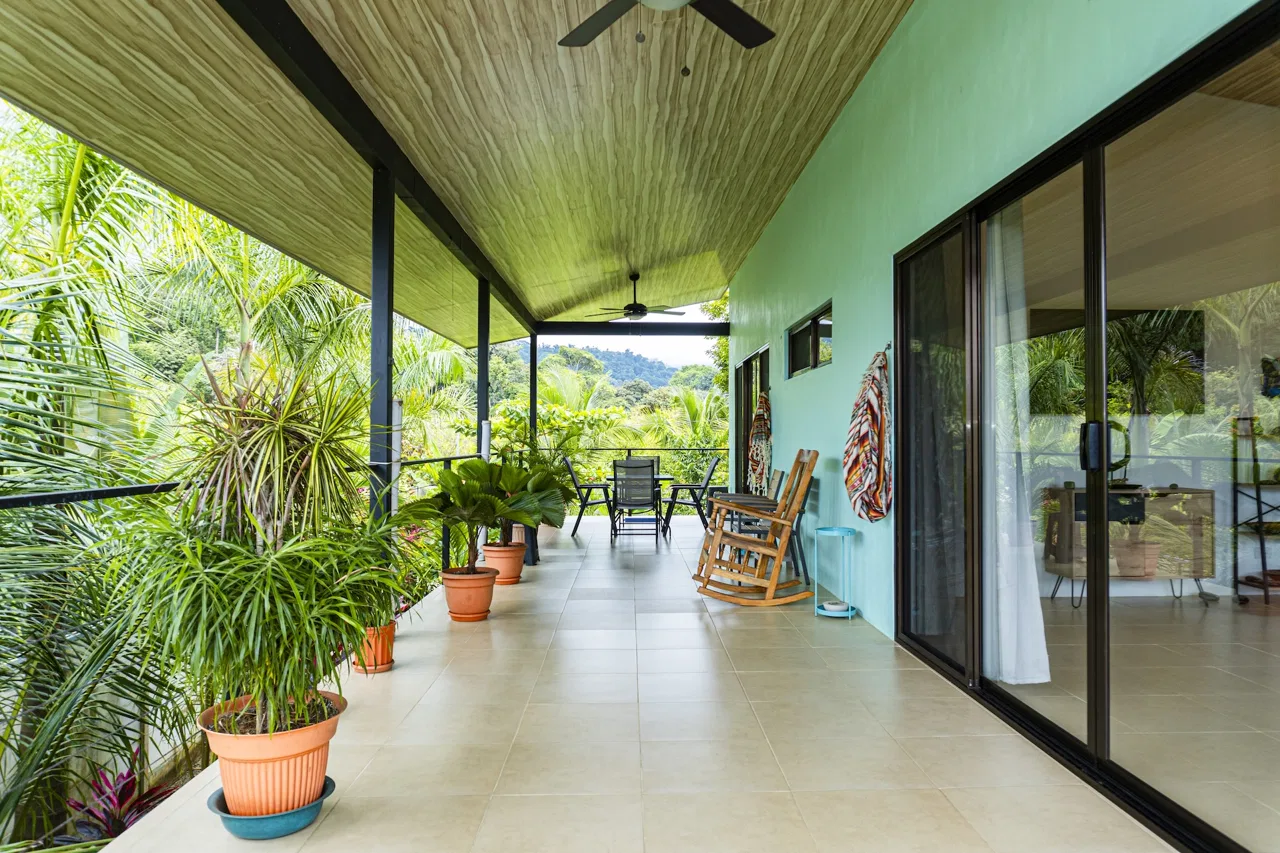 PROPERTY WITH TWO BEDROOM AND MOUNTAIN VIEWS, IN  UVITA – 0.27 ACRES, photo 3