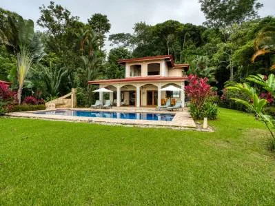 Casa con vista al mar más casita en 11,5 acres con sendero al río y poza para nadar, photo 3