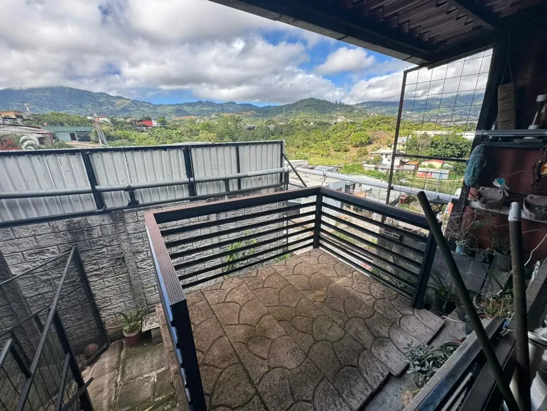 Venta de casa en Los Sitios de Moravia. Posee un lote de 144 m2 con una construcción aproximada de 123 m2, con una antigüedad de 15 años. Cuenta con un espacio de garaje con ..., photo 10