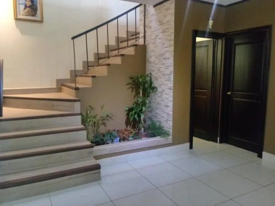 Venta de casa en condominio de Mata de plátano - Venta en Goicoechea, photo 7