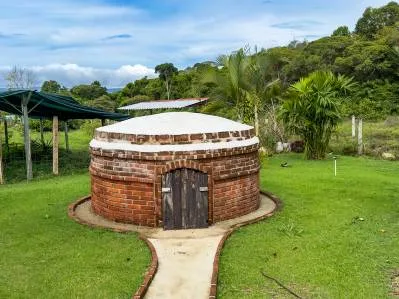 🏘️🌄Lujosa Hacienda de Estilo Mexicano en Pérez Zeledón, Piscina, Sauna y Amplios Jardines, photo 10