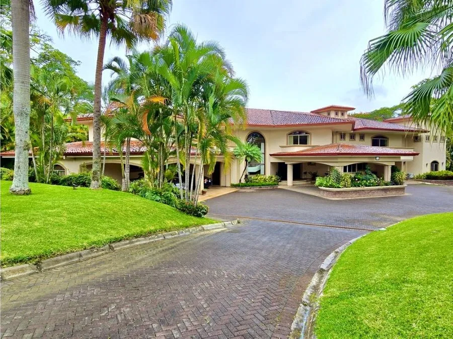 Mansión en venta en Escazu