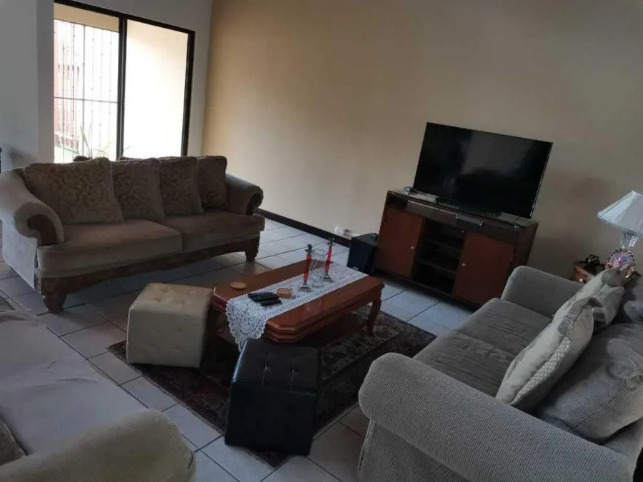 Venta de Casa Curridabat Lomas Ayarco ( JR ) - Venta en Curridabat, photo 11