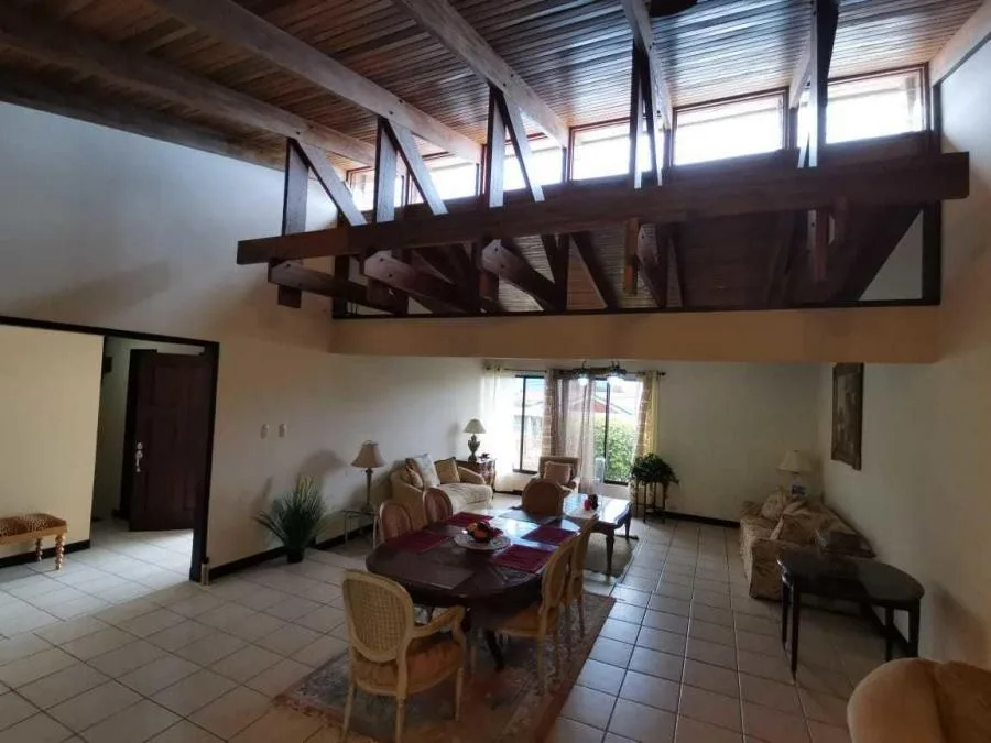 Venta de Casa Curridabat Lomas Ayarco ( JR ) - Venta en Curridabat, photo 9