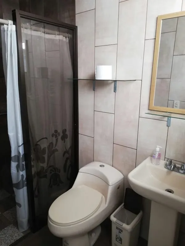MA Asesoría vende propiedad con Uso de Suelo Residencial y Comercial en Sabanilla de Montes de Oca, con 2 locales comerciales y tres viviendas, con ocupación plena y excelente ..., photo 12