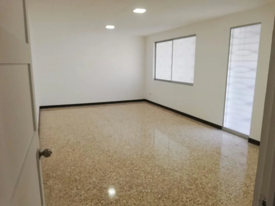 MA Asesoría vende propiedad con Uso de Suelo Residencial y Comercial en Sabanilla de Montes de Oca, con 2 locales comerciales y tres viviendas, con ocupación plena y excelente ..., photo 14
