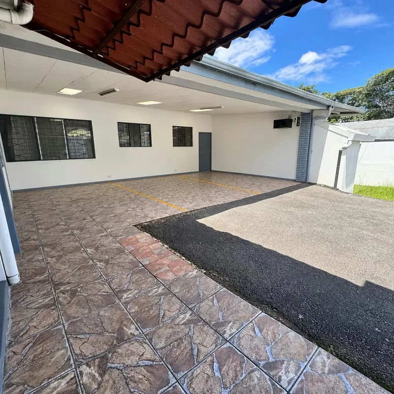 MA Asesoría vende propiedad con Uso de Suelo Residencial y Comercial en Sabanilla de Montes de Oca, con 2 locales comerciales y tres viviendas, con ocupación plena y excelente ..., photo 5