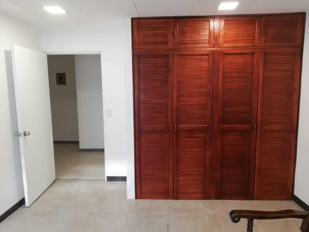 MA Asesoría vende propiedad con Uso de Suelo Residencial y Comercial en Sabanilla de Montes de Oca, con 2 locales comerciales y tres viviendas, con ocupación plena y excelente ..., photo 8