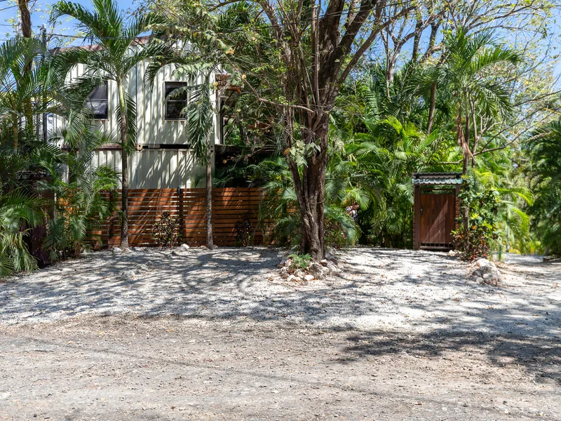 10 Bed Hotel / Leisure For Sale in Nosara, photo 2