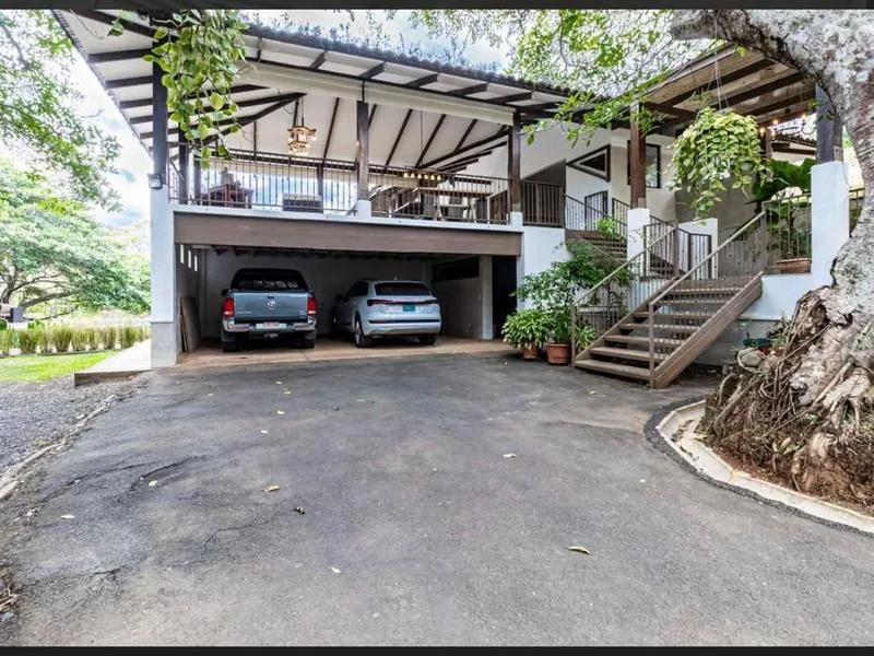 6 Bed Single Family Homes For Sale in Turrubares, photo 14