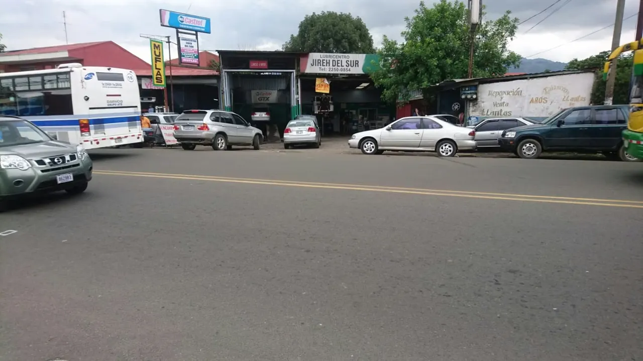 For sale is a renowned lubrication center on Guacamaya Desamparados Route 209 with over 30 years of experience in the business. Located in an excellent location with a steady clientele ...