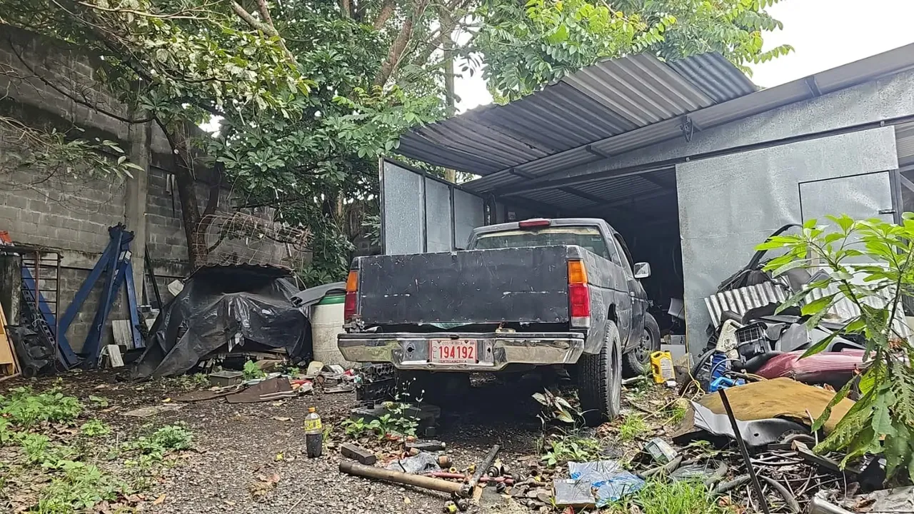 For sale is a renowned lubrication center on Guacamaya Desamparados Route 209 with over 30 years of experience in the business. Located in an excellent location with a steady clientele ..., photo 6