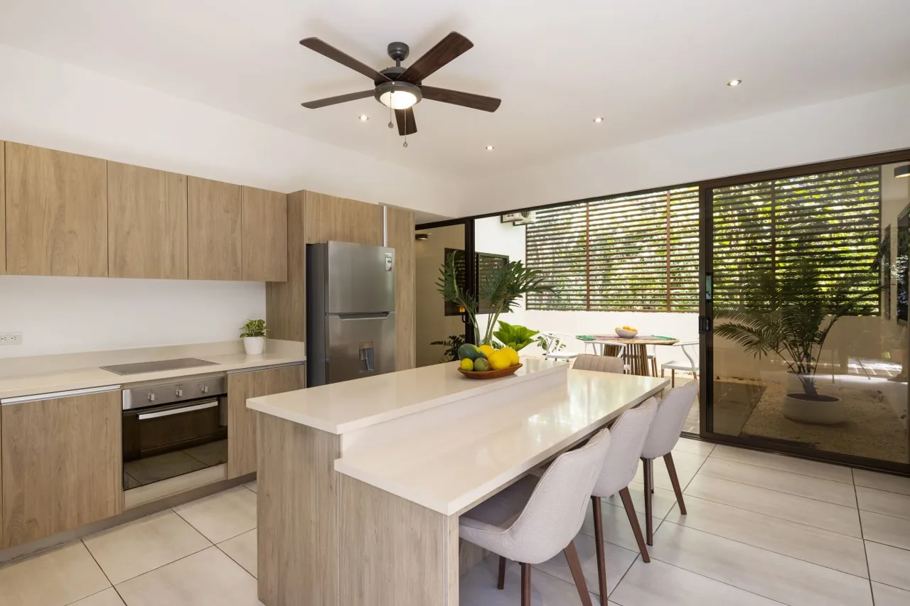 Modern 3-Bedroom Villa with Pool &amp; Terrace – Just Steps from Bejuco Beach, photo 15