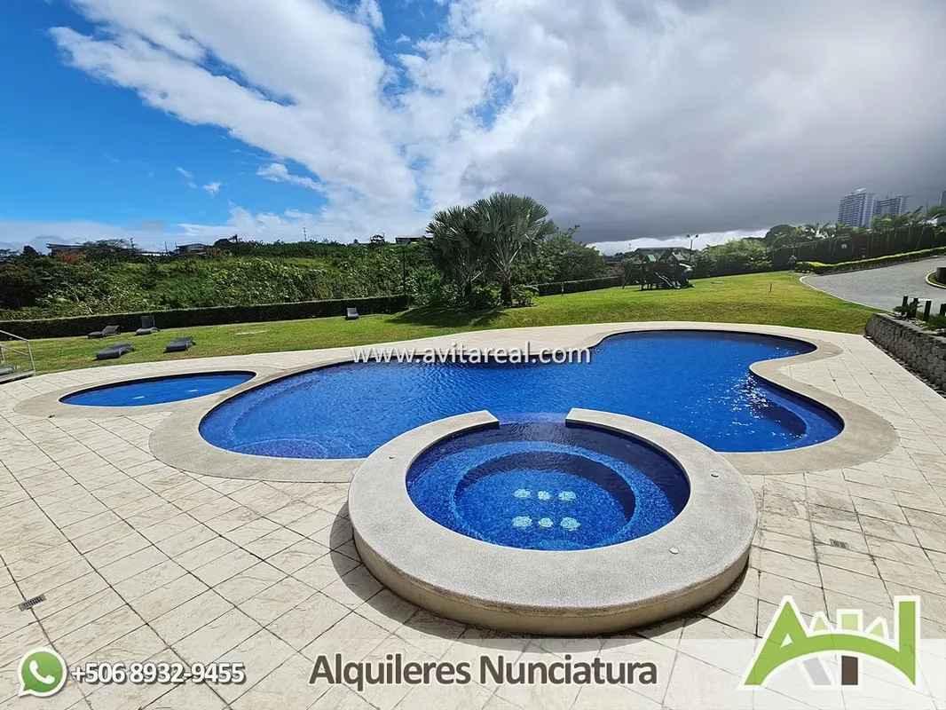 Two-bedroom apartment for rent in Condado del Parque, Full appliances and AC