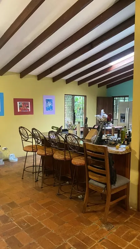 Hermosa casa de una planta, ubicada en una propiedad tranquila y rodeada de naturaleza, que cuenta además con dos apartamentos ..., photo 11