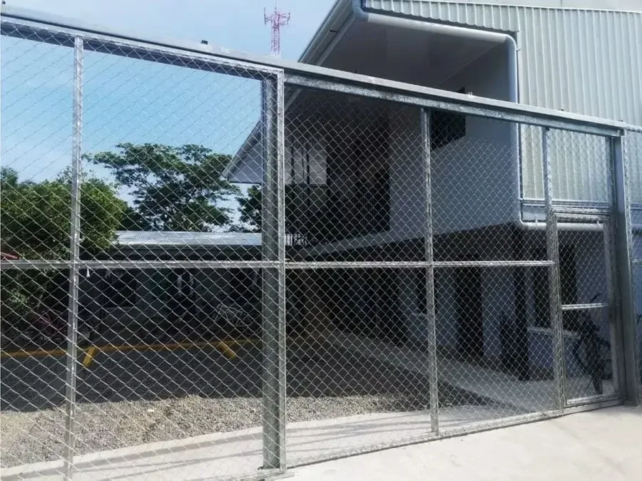 Apartment complex recently remodeled 100%. The property consists of 10 individual apartments, which are rented entirely on a long-term basis, generating attractive returns for ..., photo 4