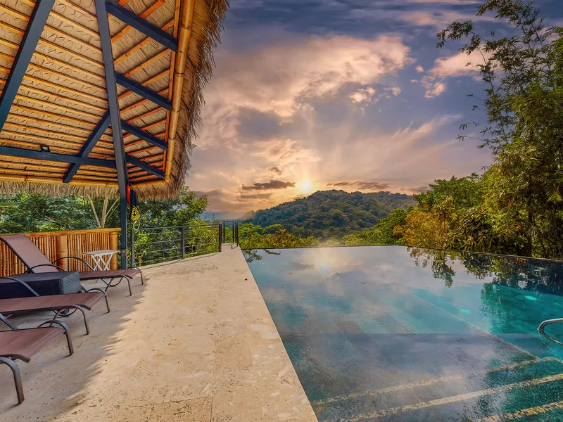 4 Bed Single Family Homes For Sale in Dominical, photo 6