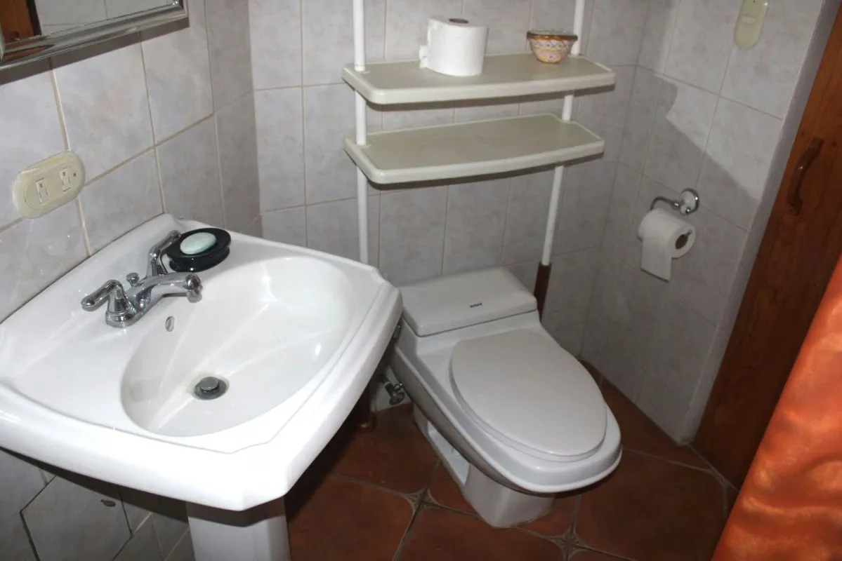 Apartamento amoblado en alquiler, Alto de Las Palomas, con terraza y jardín, photo 12