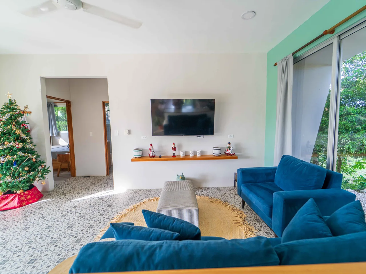 Casa Nube Compound - 5BR Main Home plus 3BR Guest Home, photo 8