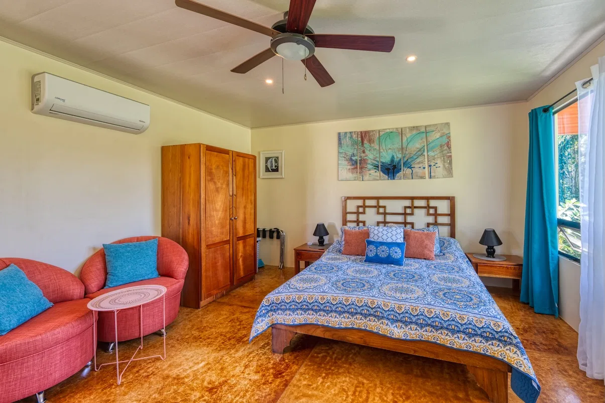 HOTEL PROPERTY WITH EIGHT BEDROOMS IN THE MOUNTAINS, IN TRES RIOS – 5.03 ACRES, photo 7