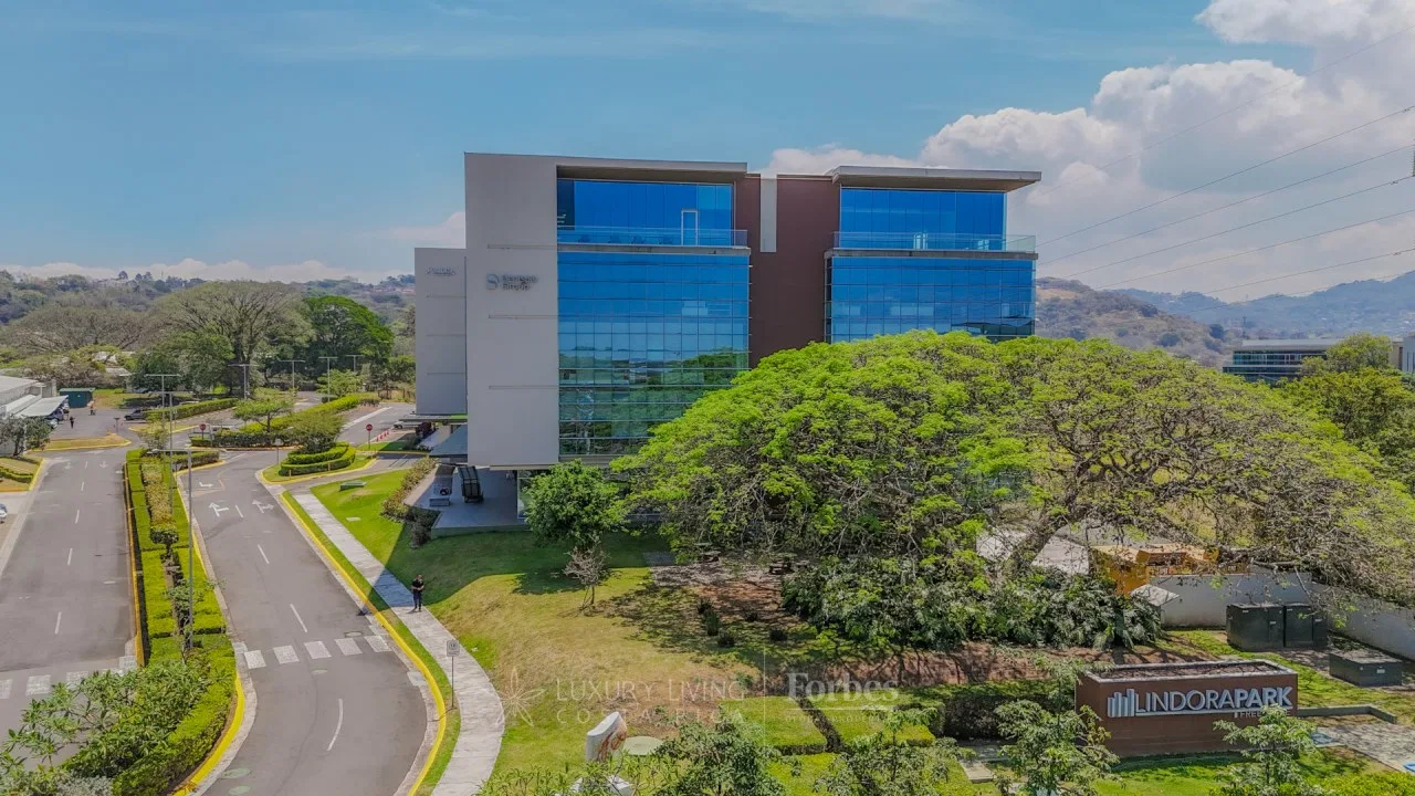 Strategic Corporate Offices in Lindora's Premier Business Hub - POCKET LISTING
