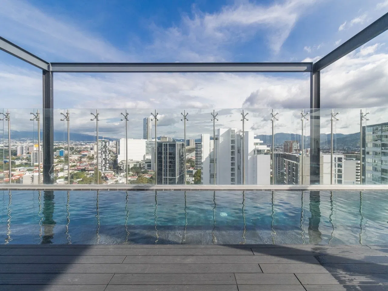 APARTAMENTO AMUEBLADO EN VENTA Y ALQUILER | SKY GARDEN NUNCIATURA