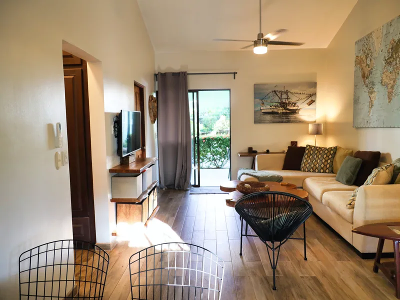 2 Bed Condo For Sale in Playas Del Coco, photo 4