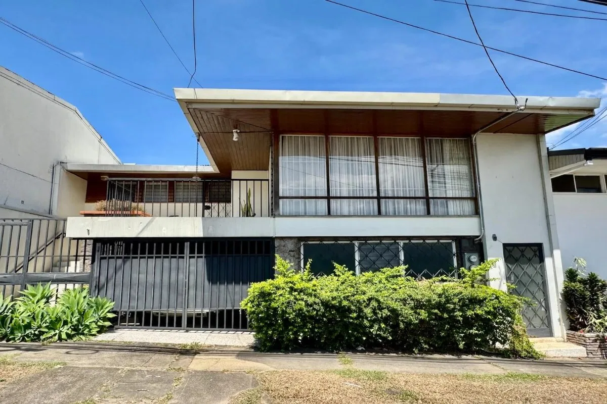 Venta de casa de una nivel en Los Yoses, San Pedro $290.000 #RC1982 - Venta en San Pedro