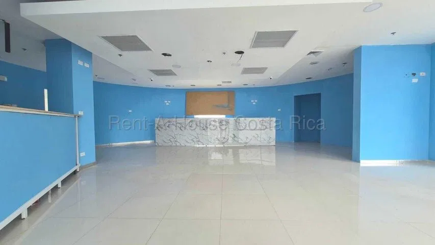 Venta de Moderno Local Comercial en Plaza Murano, Santa Ana / Mls. 26-2045 OFC JB - Venta en Santa Ana, photo 2