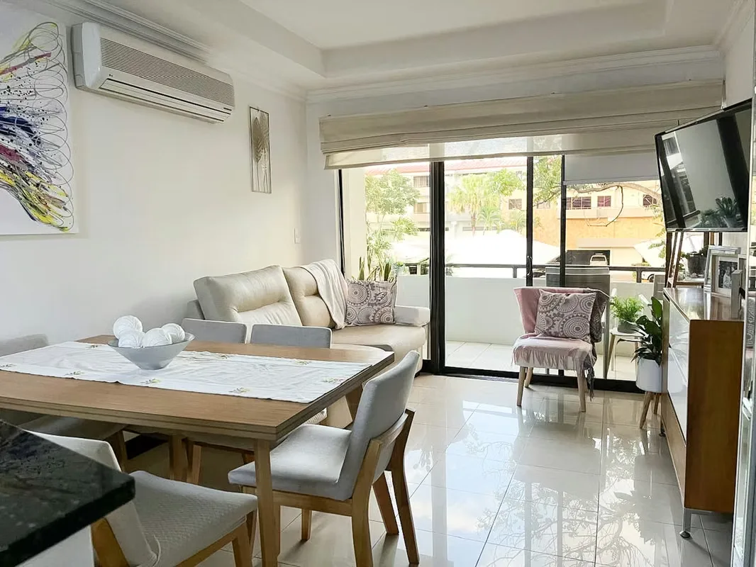 Apartment for rent in Avalon Santa Ana Centro