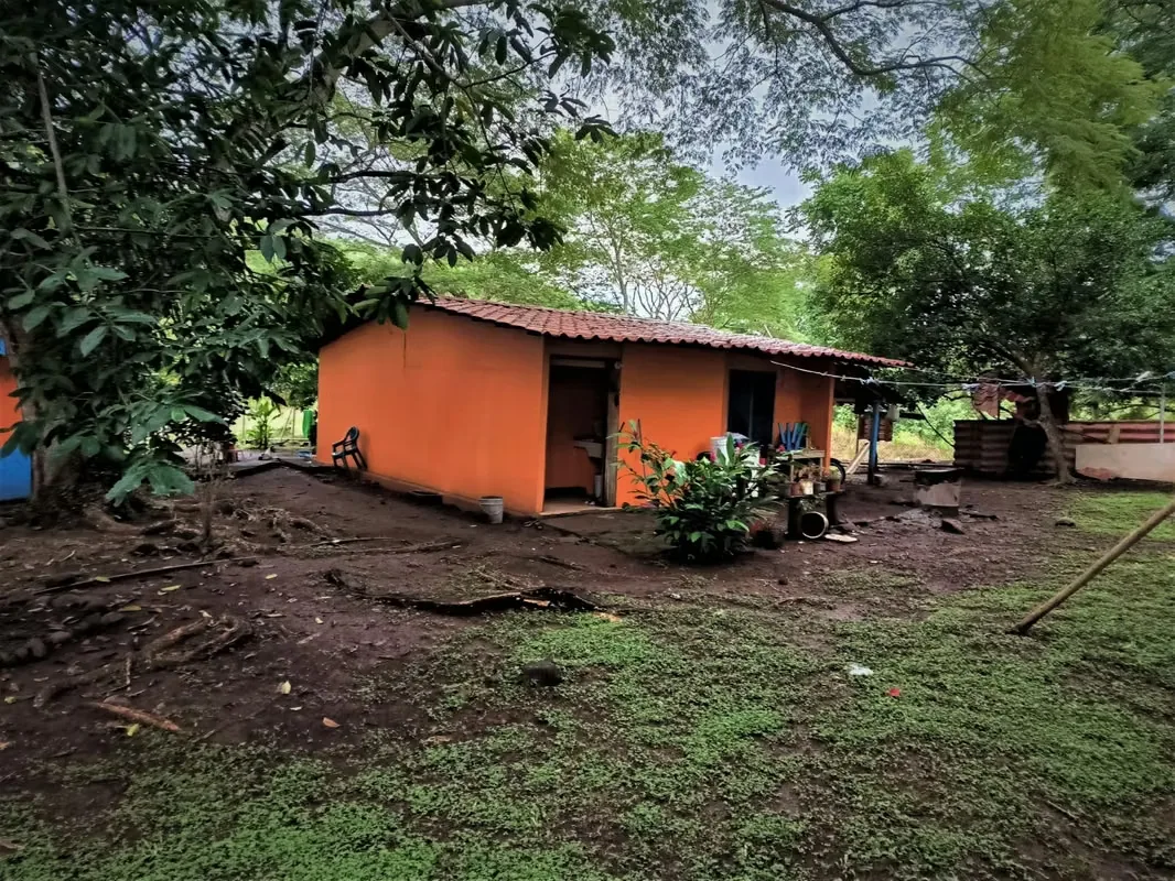 Bella propiedad de 4,980 m2 con casa de 5 dormitorios y amplia terraza, en Tárcoles, a solo 4 km. de la Playa., photo 5