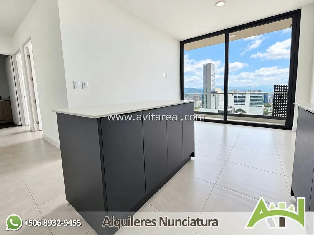 Enjoy living in one of La Sabana's most exclusive towers. Includes appliances., photo 3