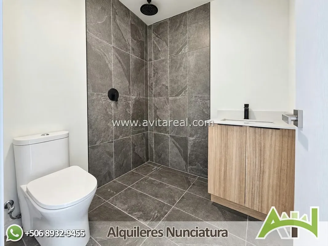 Enjoy living in one of La Sabana's most exclusive towers. Includes appliances., photo 8