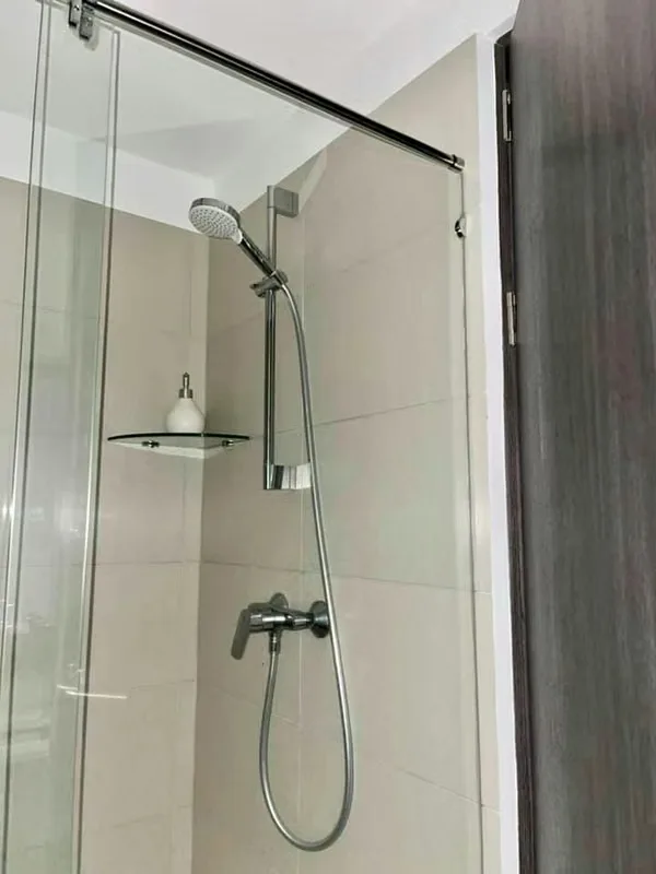 Apartamento amueblado de lujo para ejecutivo en moderna torre Nunciatura con vistas a las montañas, photo 10