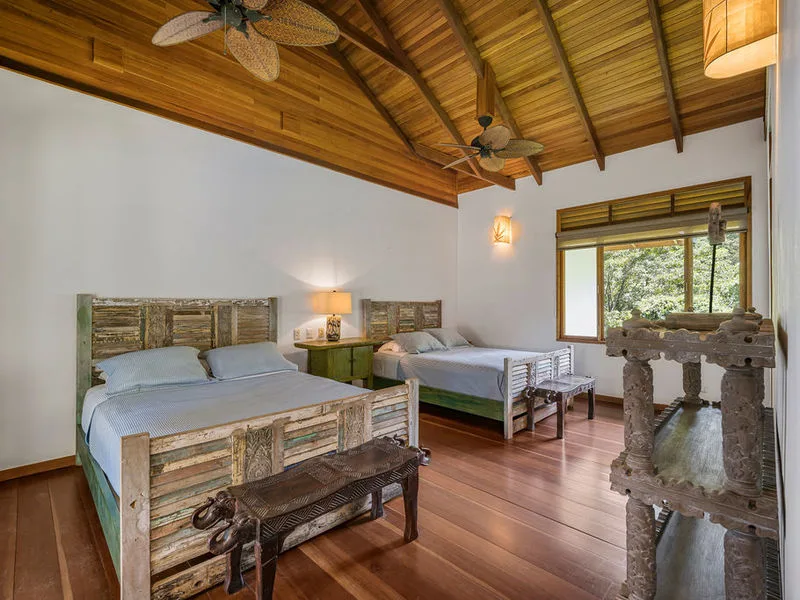 7 Bed Single Family Homes For Sale in Cahuita, photo 13