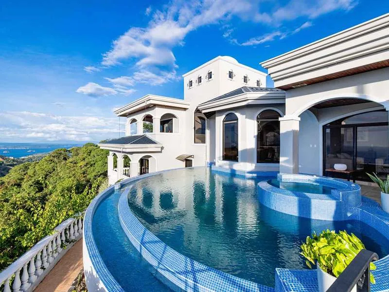 8 Bed Single Family Homes For Sale in Sardinal, photo 5