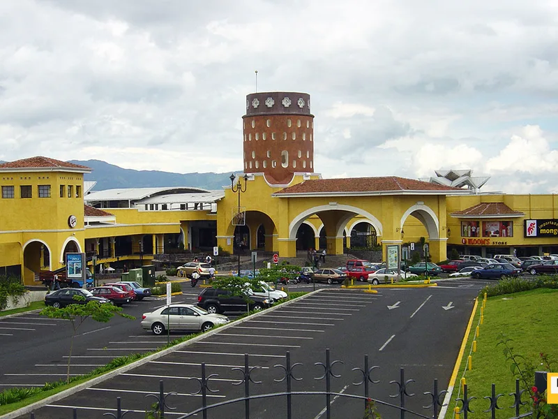 1 Bed Commercial To Rent in Heredia