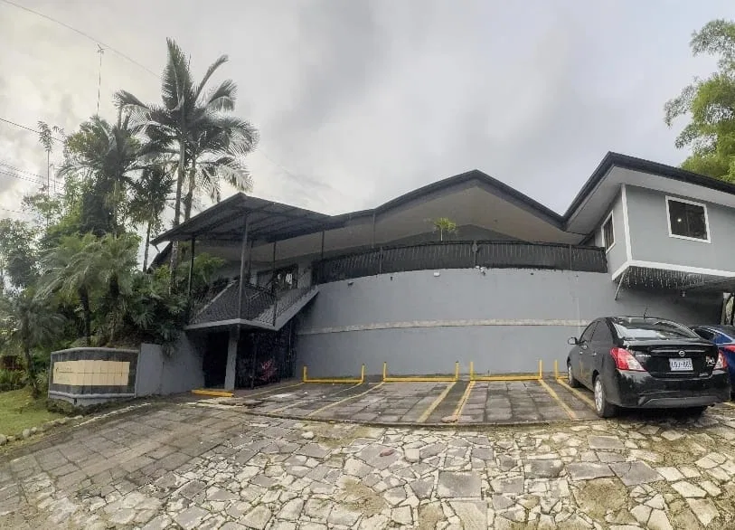10 Apartment Complex Building, Investment oportunity, Quepos Town – HBR Exclusive