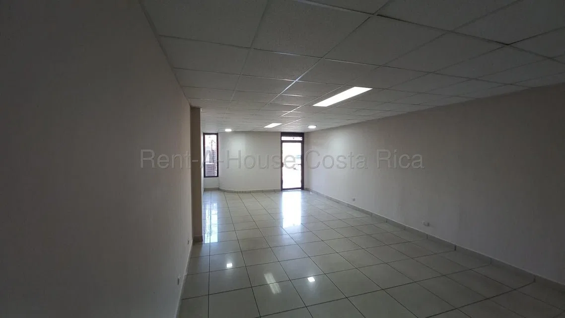 Alquiler de Local Comercial en Goicoechea, San José.  - Alquiler / Renta en Goicoechea, photo 2